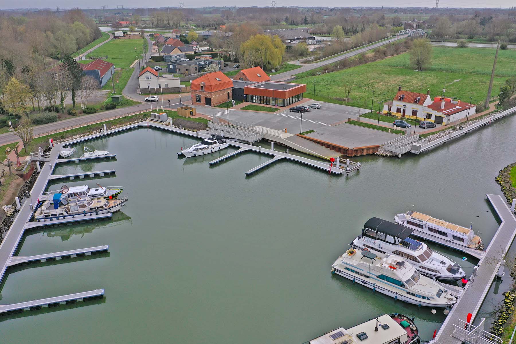 Port de plaisance à Aire-sur-la-Lys 